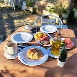 Fogon De Gredos Guest house 3*
