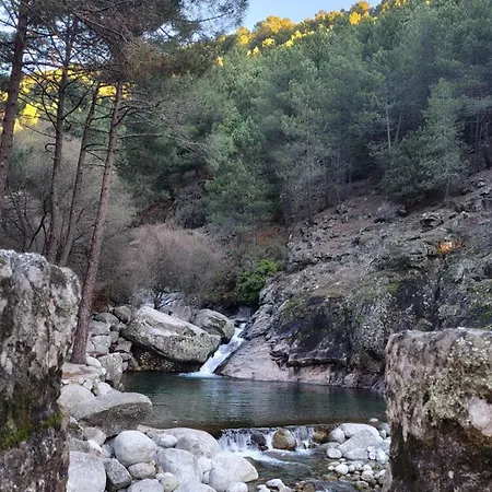 Fogon De Gredos 3* Guisando