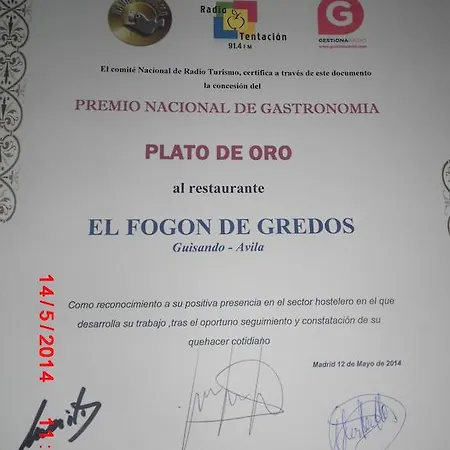 بيت ضيافة Hostal-restaurante Fogon De Gredos غيساندو