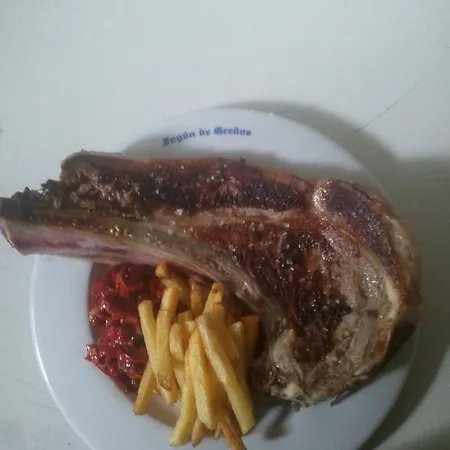 Hostal-restaurante Fogon De Gredos Guisando