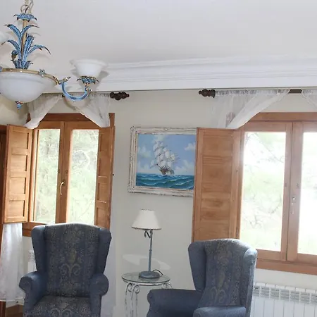 Guest house Hostal-restaurante Fogon De Gredos