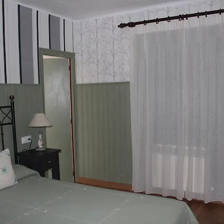 Hostal-restaurante Fogon De Gredos