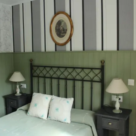 Guest house Hostal-restaurante Fogon De Gredos