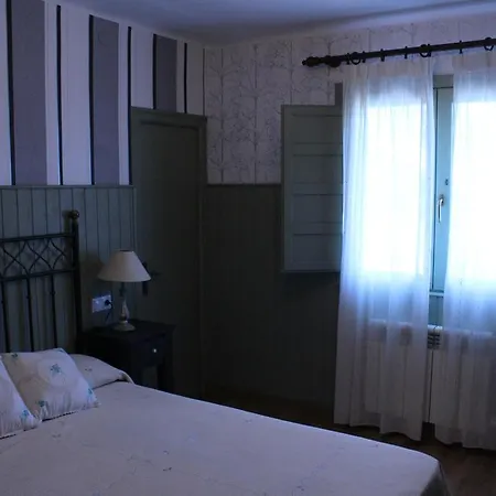 Guest house Hostal-restaurante Fogon De Gredos Guisando